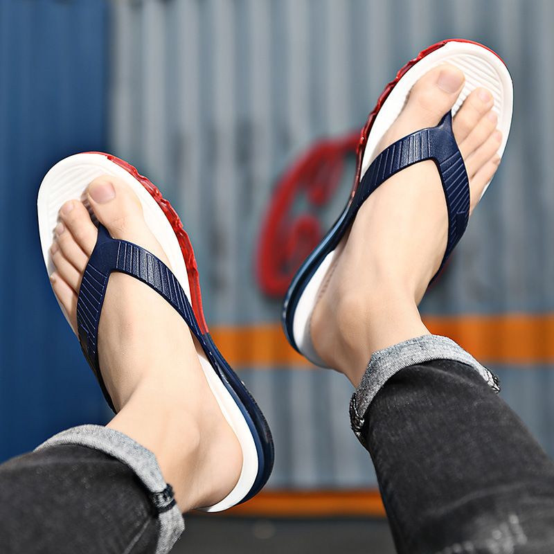 2023 Luftpude Flip-flops Sko Par Modeller Sommer Nye Strandsko Herre Gummi Blød Bund Og Dame Sandaler Hjemmesko Sko