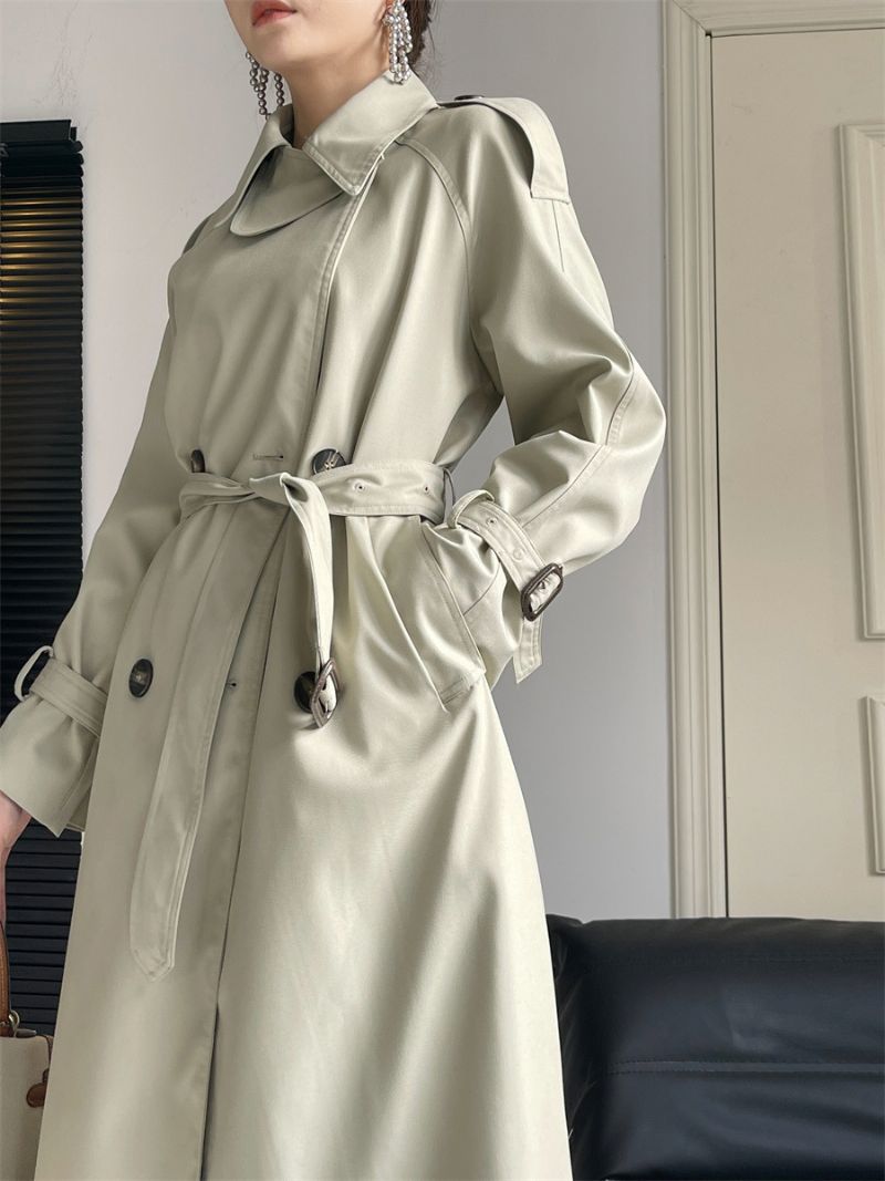 2023 Lang Trenchcoat Dameudstilling