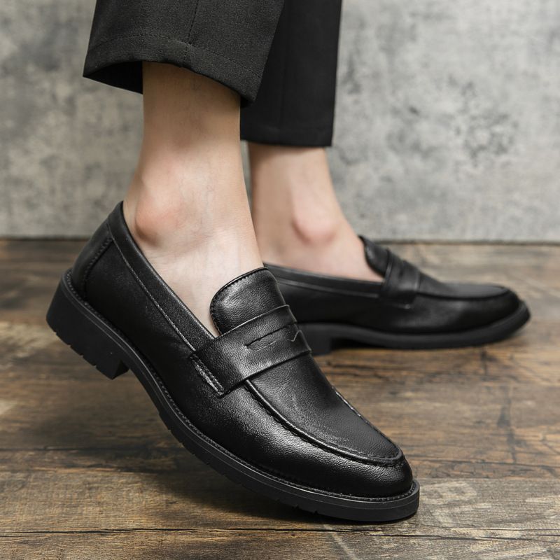 Kjolesko Herre 2023 Forår Og Efterår Nye Slip-on Retro Sætfods Rundtåede Loafers Afslappede Herresko