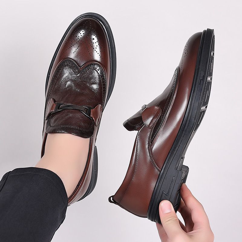 Brogue Sko Formelle Sko Herresko Nye Business Casual Sko Herre Læder Slip-on Åndbare Bryllup Sko