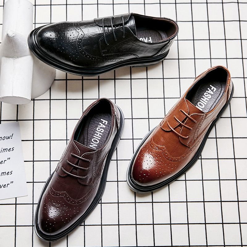 Mænds Kjole Sko Ny Forår Ungdom Sort Business Casual Trend Brogue Sko Udskåret